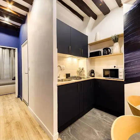 Apartment Beautiful Fully Renovated - Near Paris *